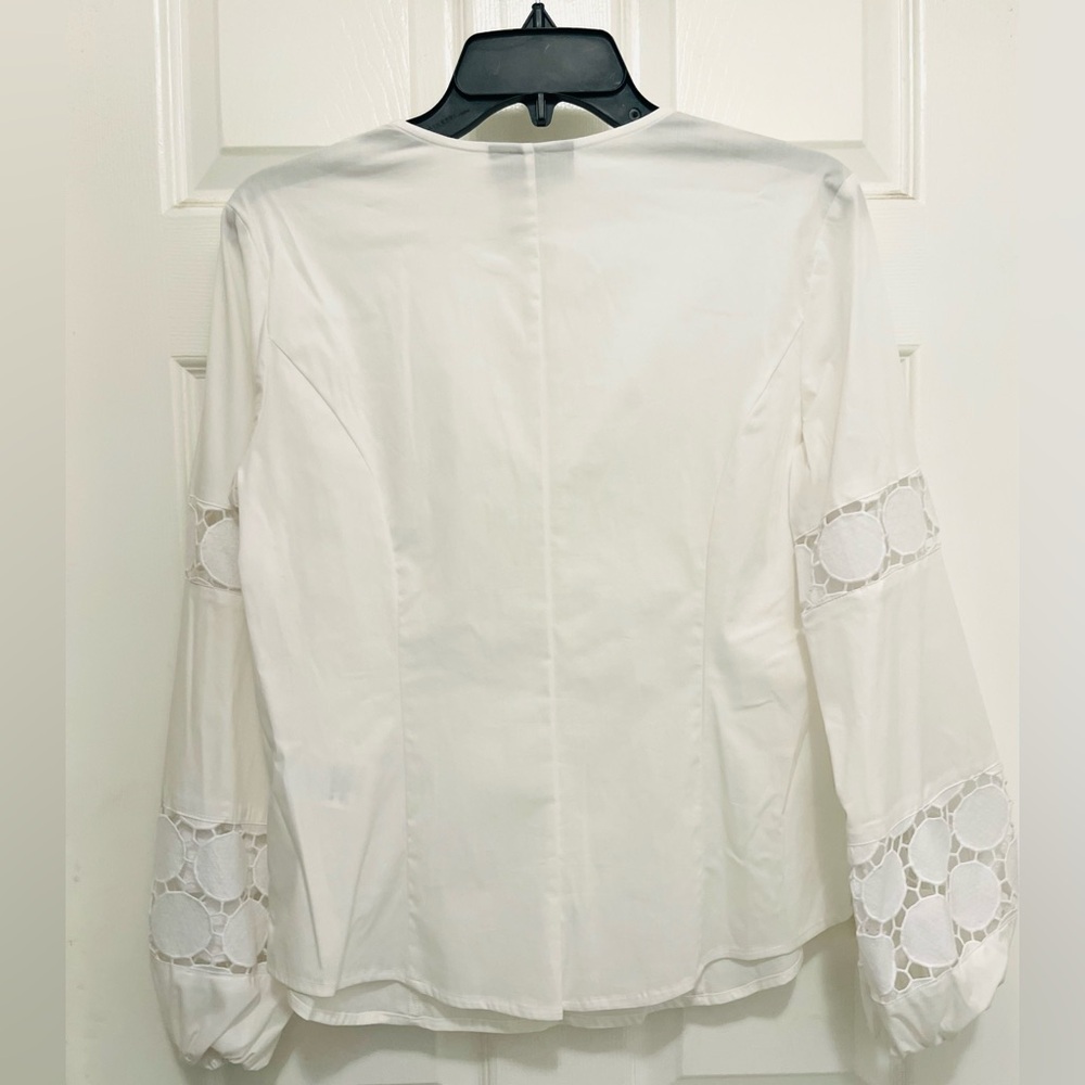 DONNA KARAN Long Sleeve White Blouse with Lace Inserts - Sz S - Picture 2 of 8